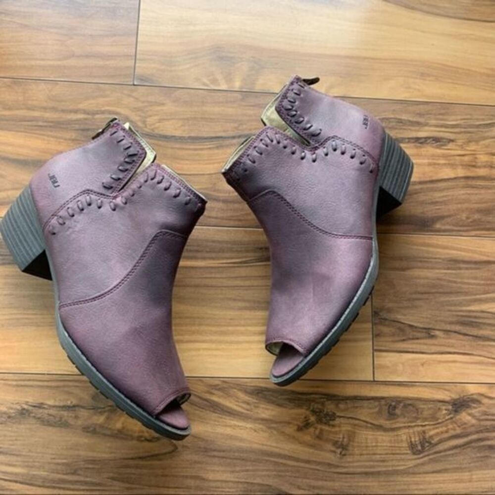 Jbu open toe booties 7